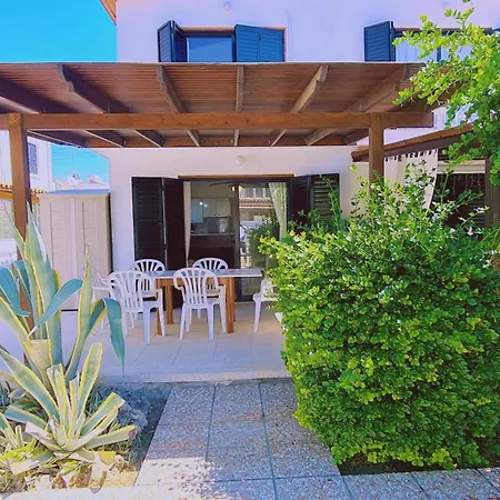 Semesterbostad Sea Gem *